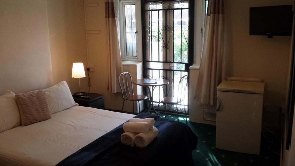 Whitechapel Rooms Лондон Номер фото