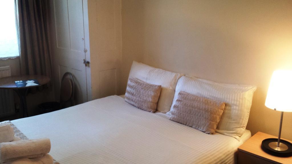 Whitechapel Rooms Лондон Номер фото